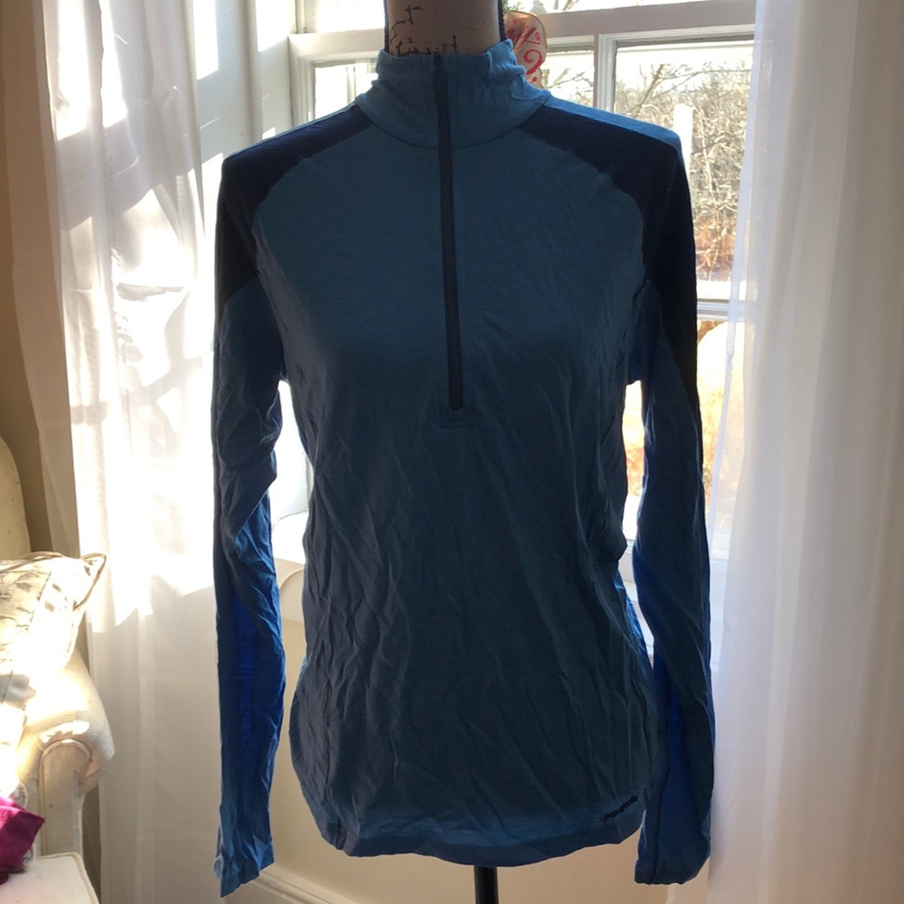 Patagonia top